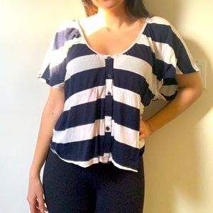 Stripped flowy top